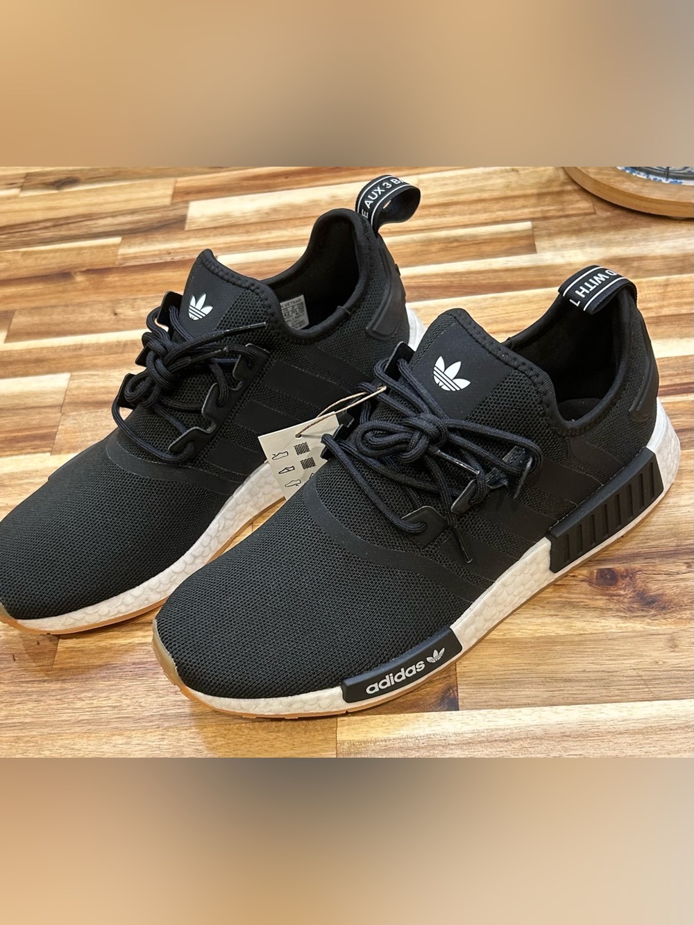 (Brand New) Men’s 8 1/2 Adidas NMD R1 Primeblue “Gum Bottoms”